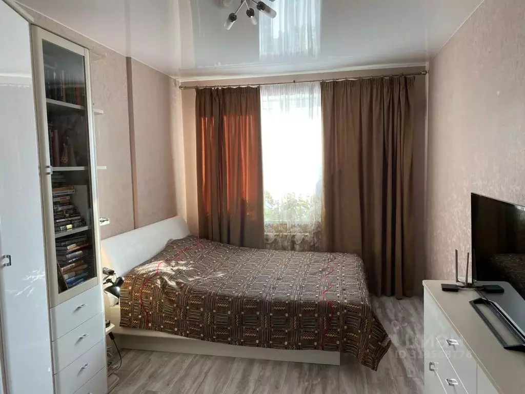 1-к кв. Свердловская область, Екатеринбург ул. 8 Марта, 167 (38.0 м) - Фото 0