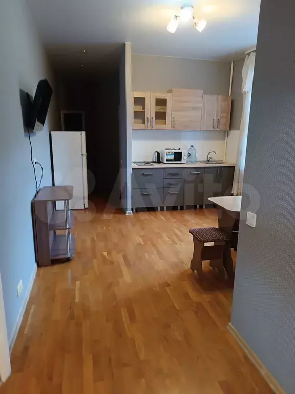 1-к. квартира, 49 м, 4/7 эт. - Фото 0