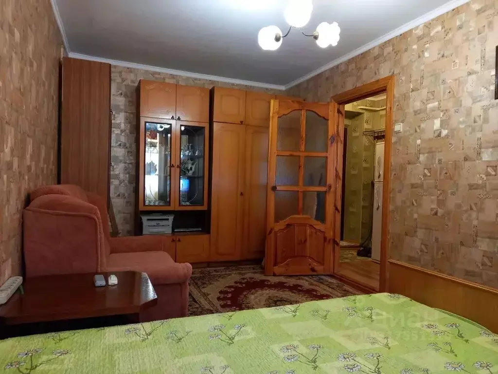1-к кв. Крым, Феодосия ул. Земская, 16 (40.0 м) - Фото 0