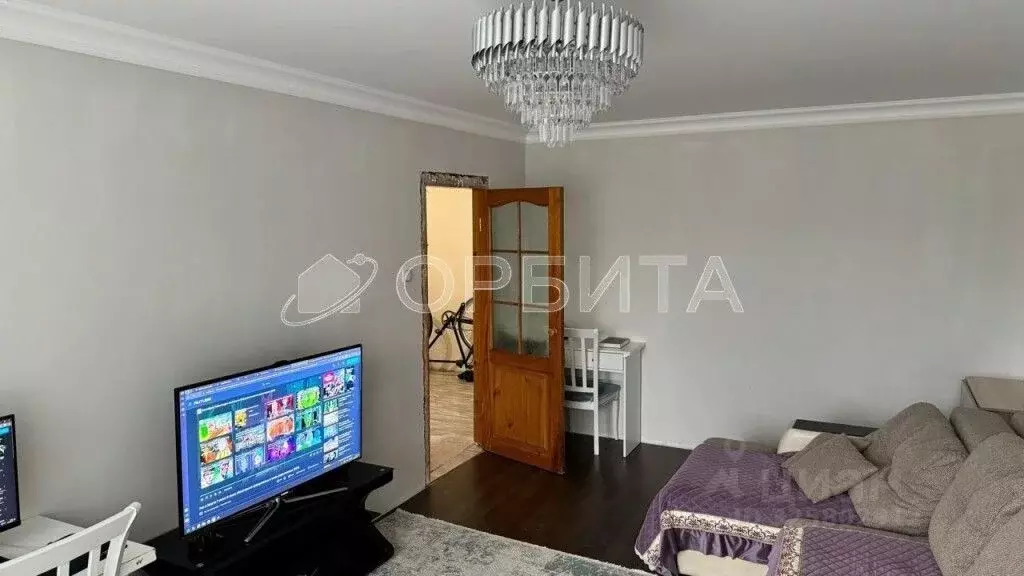 4-к кв. Тюменская область, Тюмень ул. 50 лет Октября, 30 (104.4 м) - Фото 2