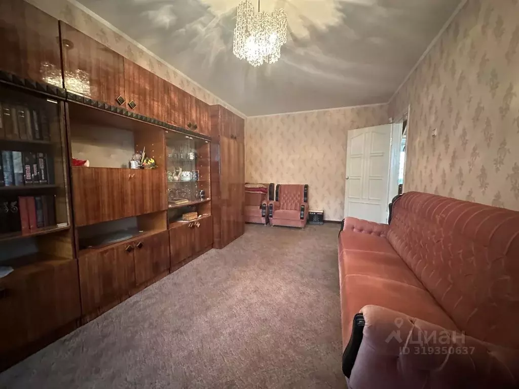 3-к кв. Курганская область, Курган ул. Радионова, 50 (63.0 м) - Фото 0