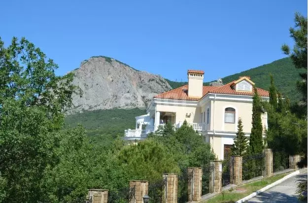 Дом в Крым, Ялта муниципальный округ, Санаторное пгт ул. Южная, 5Д ... - Фото 1