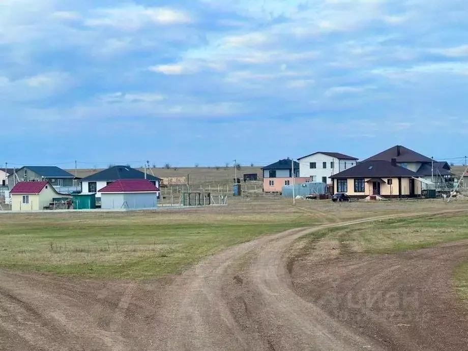 Участок в Крым, Симферопольский район, Родниковское с/пос, с. Новый ... - Фото 2