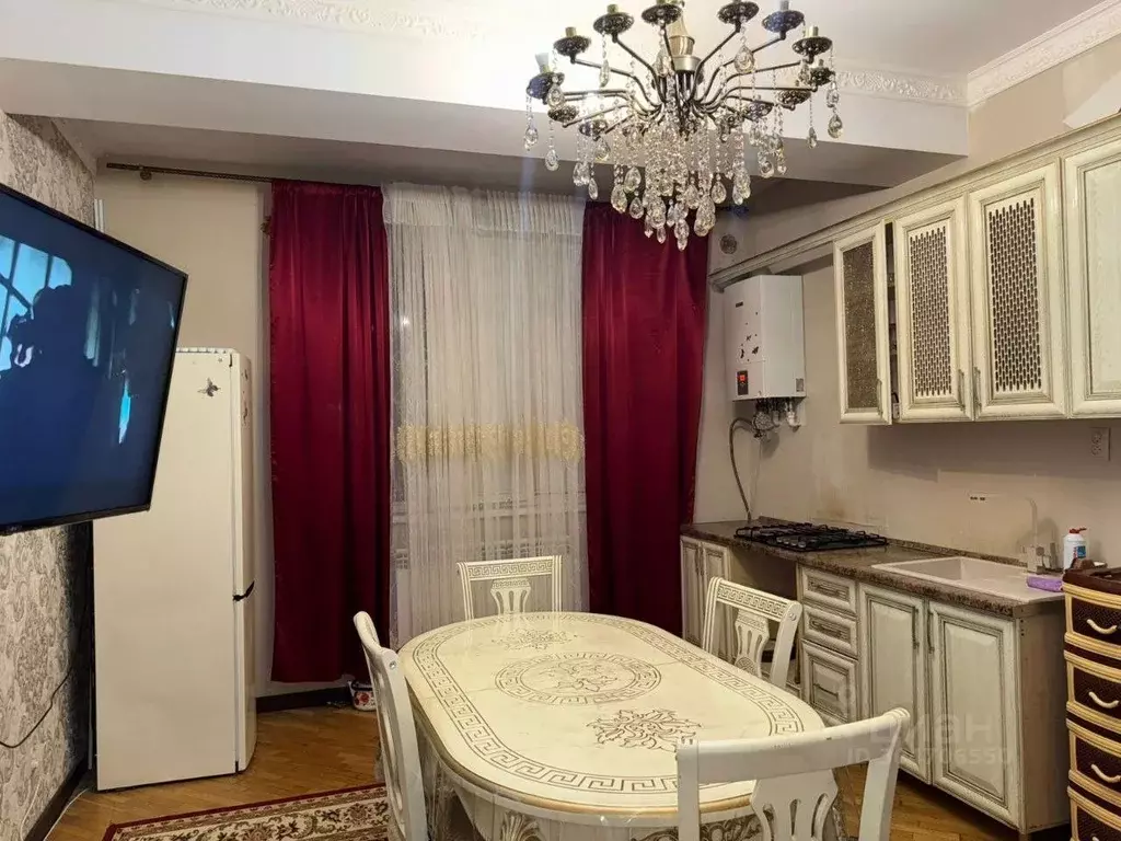 2-к кв. Дагестан, Махачкала ул. Эльзы Ибрагимовой, 27Д (55.0 м) - Фото 1