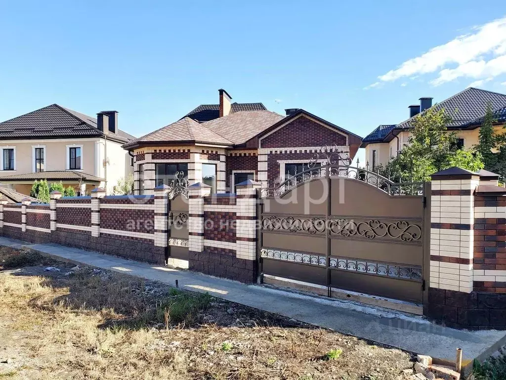 Дом в Ставропольский край, Ессентуки Московская ул. (212 м) - Фото 1