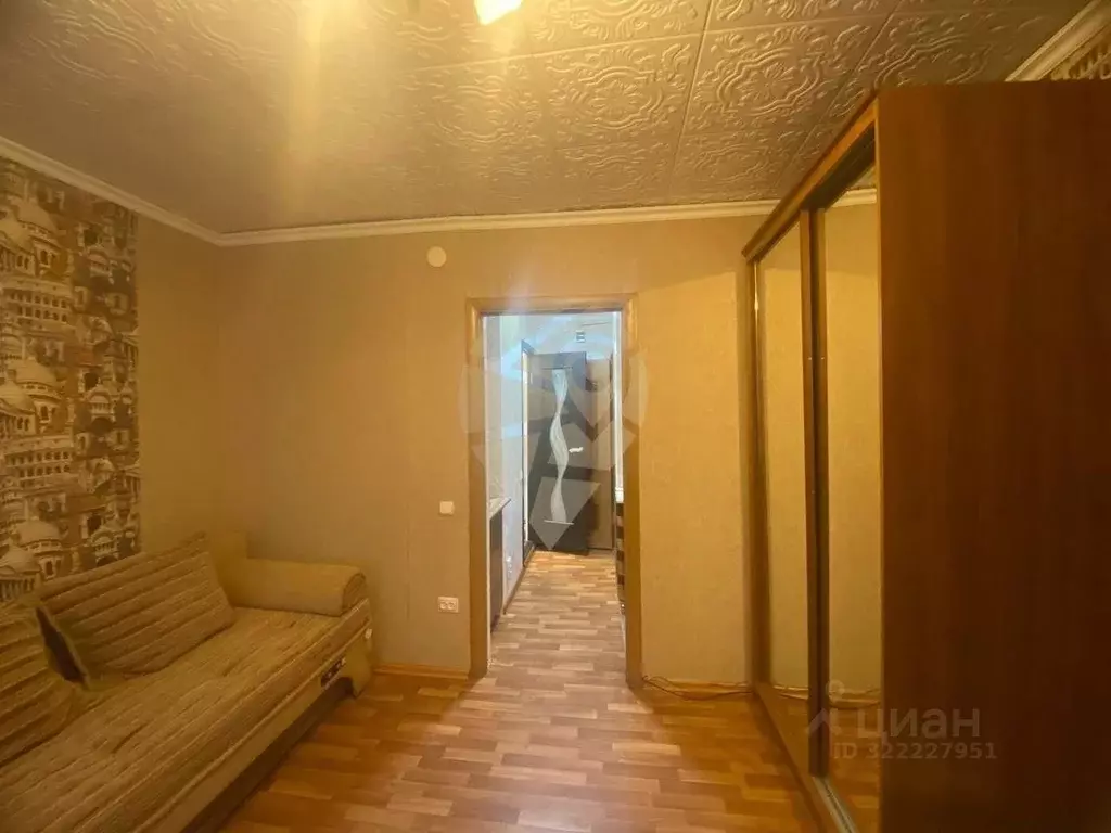 1-к кв. Белгородская область, Старый Оскол Интернациональный мкр, 13 ... - Фото 1