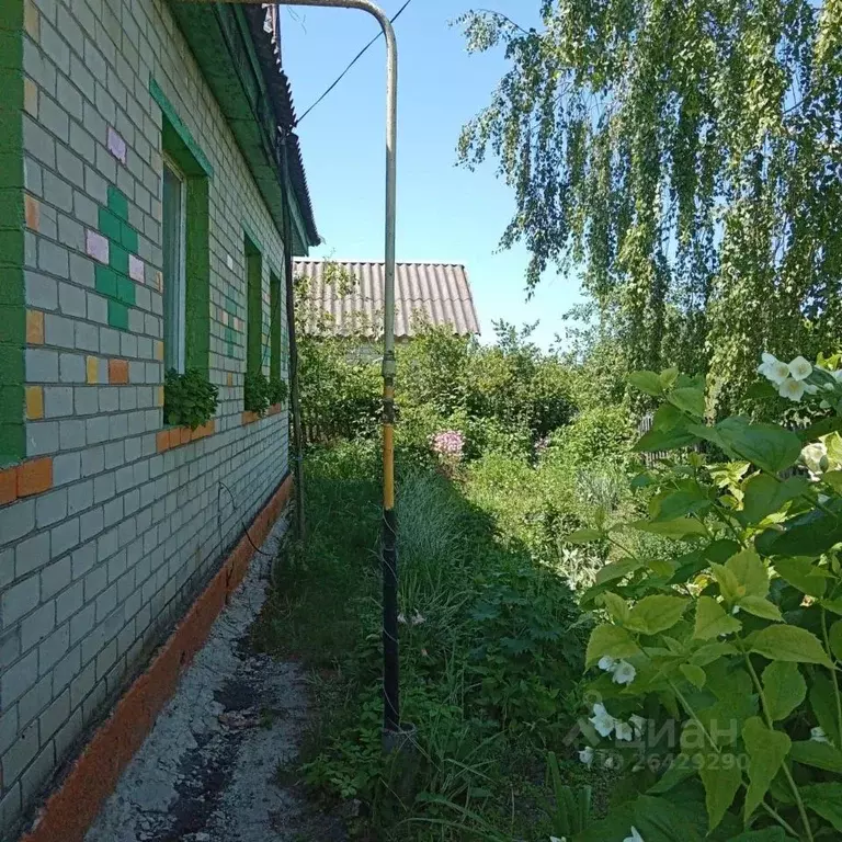 Дом в Курская область, Мантуровский район, Куськинский сельсовет, с. ... - Фото 0