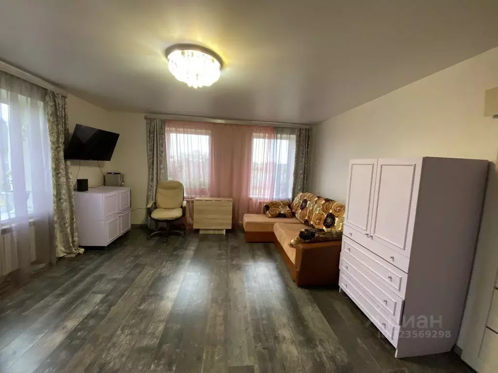 Дом в Новгородская область, Новгородский район, Ермолинское с/пос, д. ... - Фото 2