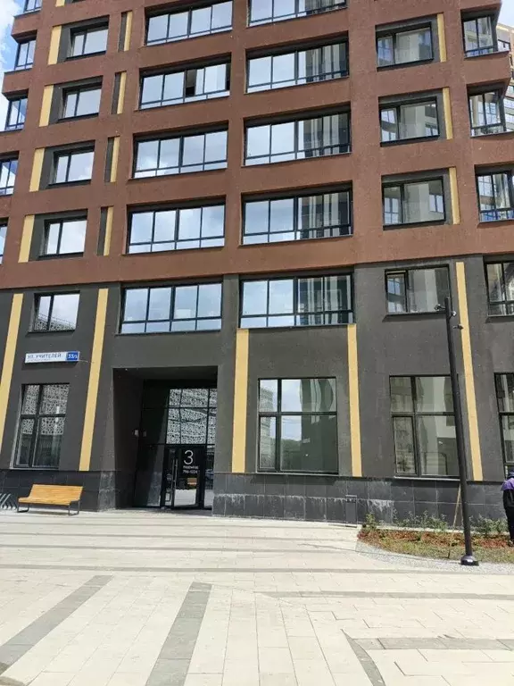 Студия Свердловская область, Екатеринбург ул. Учителей, 33/1 (28.0 м) - Фото 1