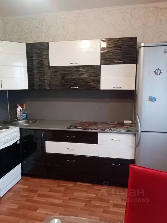 1-к кв. Курская область, Курск просп. Вячеслава Клыкова, 17 (38.0 м) - Фото 2