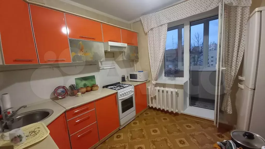 2-к. квартира, 55 м, 5/5 эт. - Фото 0