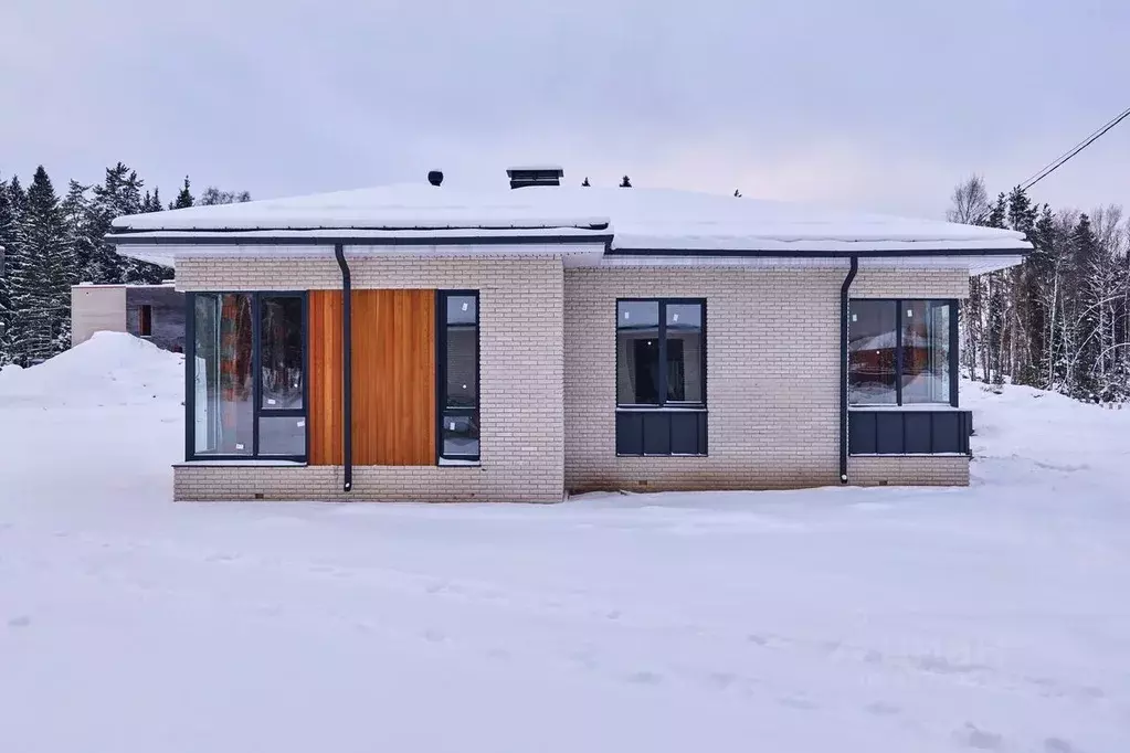 Коттедж в Московская область, Щелково городской округ, д. Никифорово  ... - Фото 1