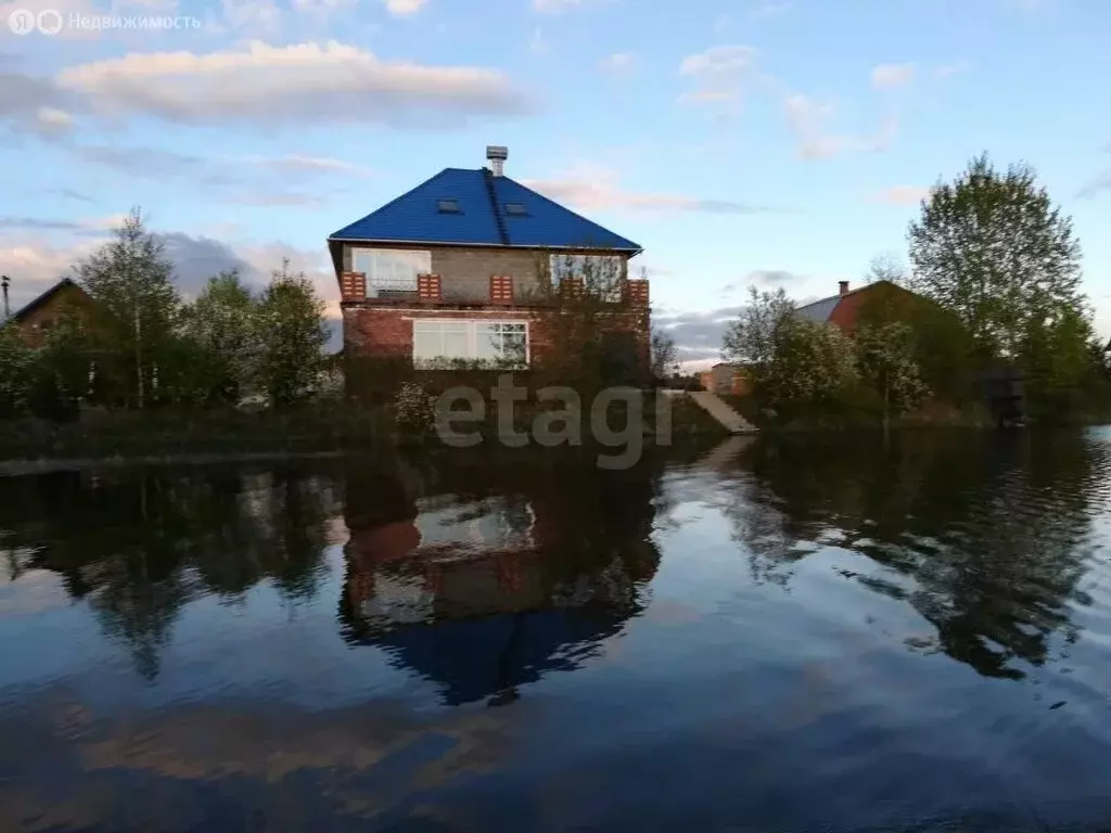 Дом в Свердловская область, Горноуральский муниципальный округ, ... - Фото 0