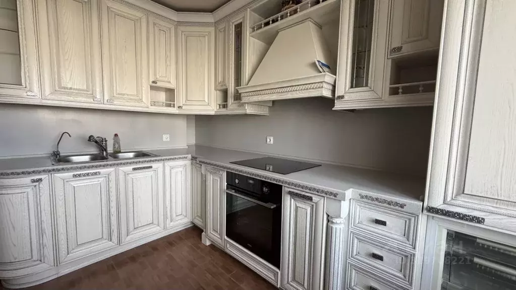 3-к кв. Санкт-Петербург ул. Типанова, 34к1 (75.2 м) - Фото 1