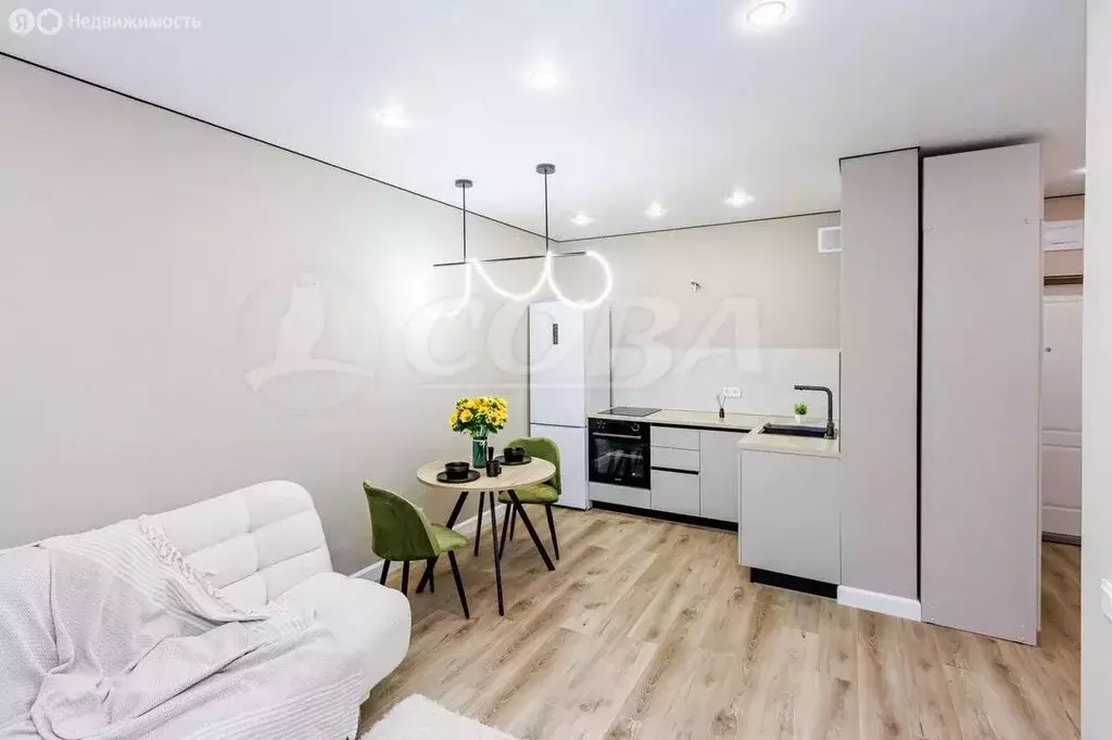 1-комнатная квартира: Тюмень, улица Фармана Салманова, 1 (40 м) - Фото 1