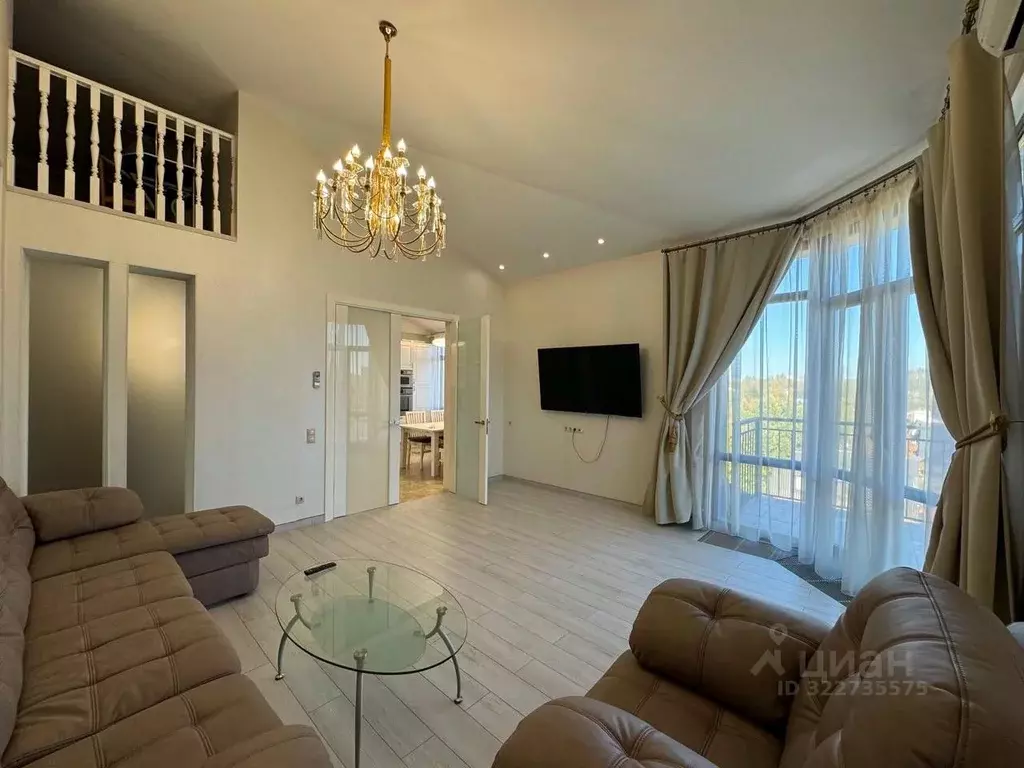 4-к кв. Санкт-Петербург Тбилисская ул., 32 (150.0 м) - Фото 0