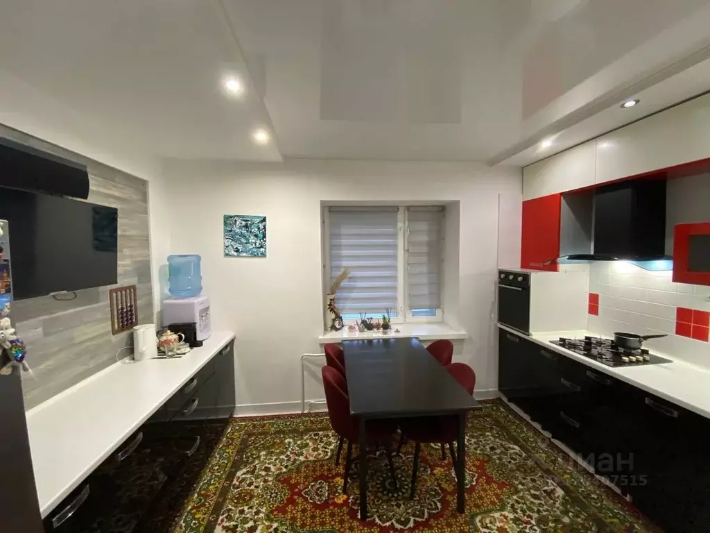 2-к кв. Татарстан, Зеленодольск ул. Рогачева, 7 (70.6 м) - Фото 1