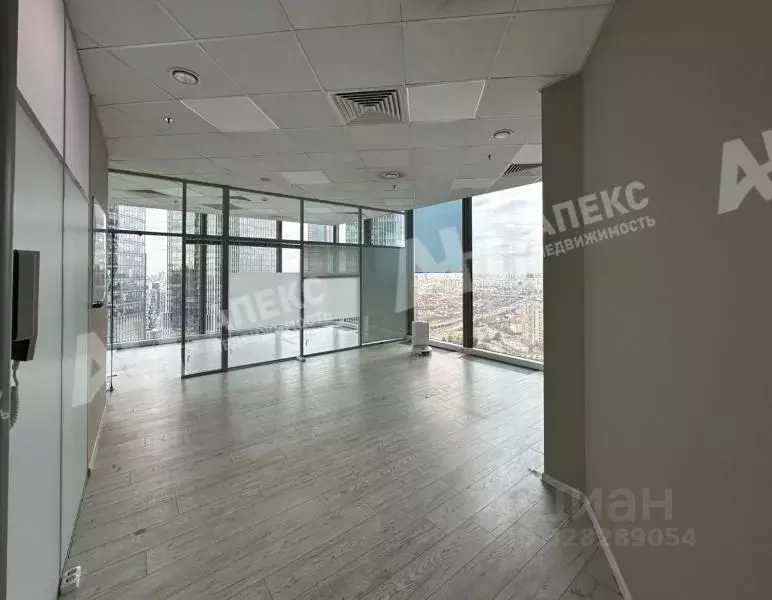 Помещение свободного назначения в Москва наб. Пресненская, 12 (220 м) - Фото 1