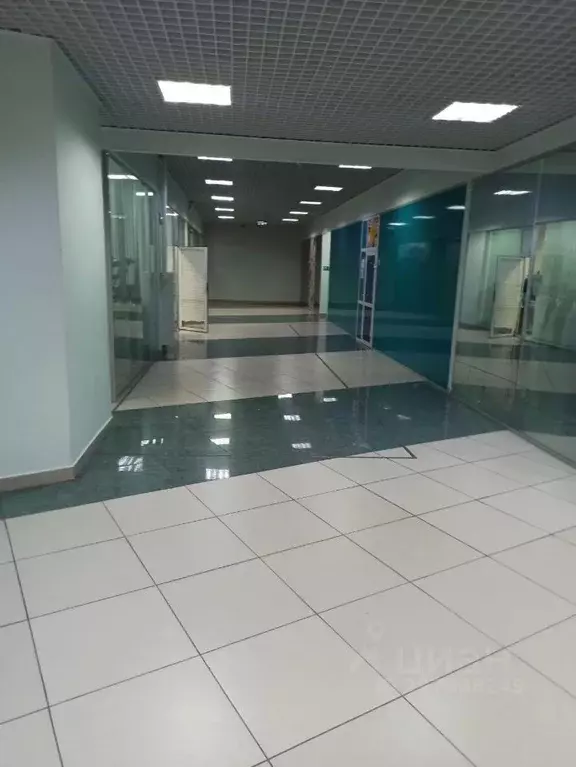 Помещение свободного назначения в Свердловская область, Екатеринбург ... - Фото 2