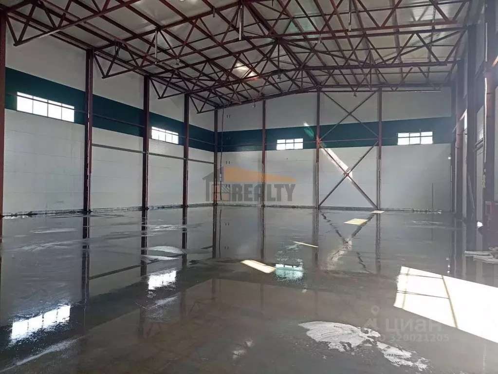 Склад в Московская область, Ленинский городской округ, с. Остров ул. ... - Фото 2