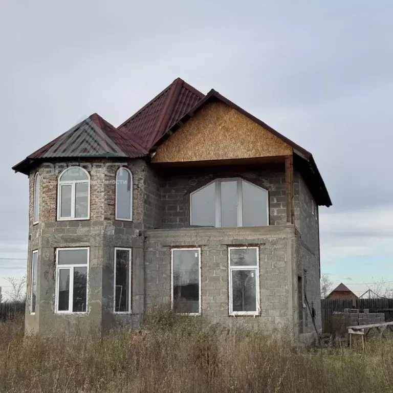 Дом в Хакасия, Усть-Абаканский район, с. Зеленое ул. Целинная (183 м) - Фото 2