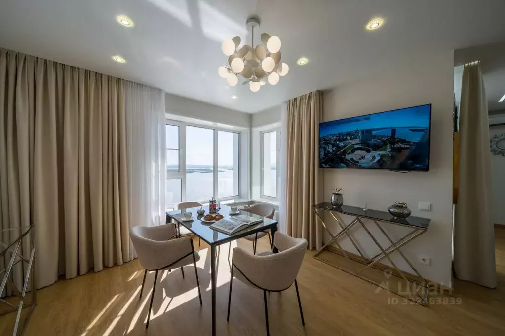 2-к кв. Хабаровский край, Хабаровск Уссурийский бул., 2 (75.0 м) - Фото 1