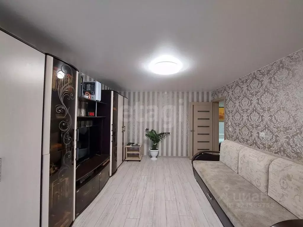 2-к кв. Архангельская область, Котлас ул. 70 лет Октября, 17 (50.8 м) - Фото 1