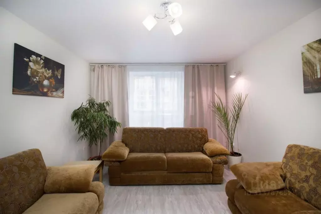 2-к кв. Калужская область, Калуга ул. Бориса Литвинчука, 10 (47.0 м) - Фото 1