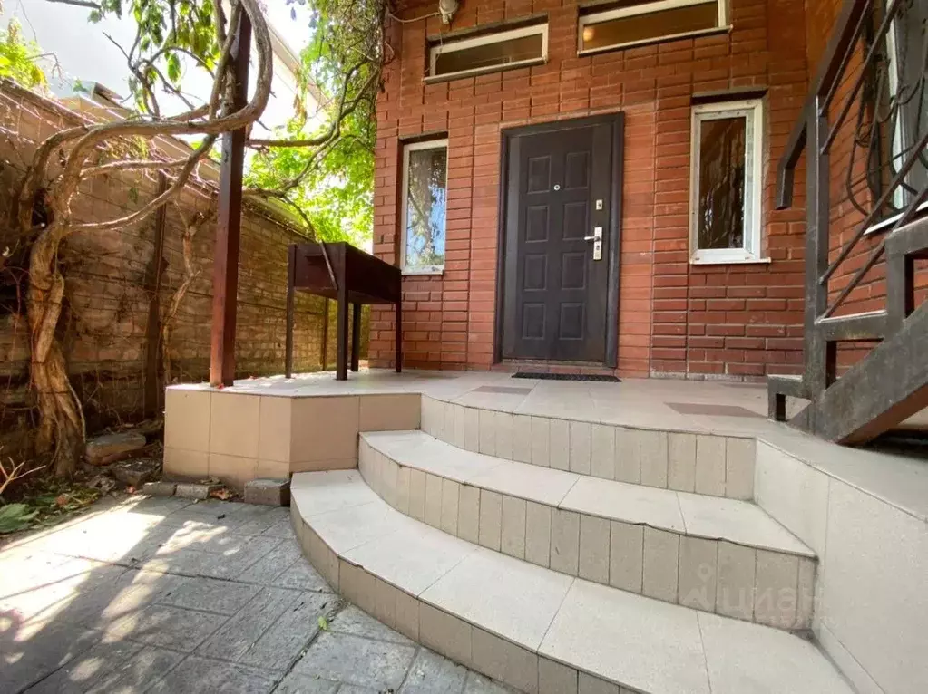 3-к кв. Ростовская область, Ростов-на-Дону, Нахичевань ул. ... - Фото 1