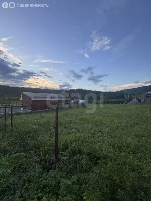 Участок в Майминский район, село Кызыл-Озек, Изумрудная улица (10 м) - Фото 1