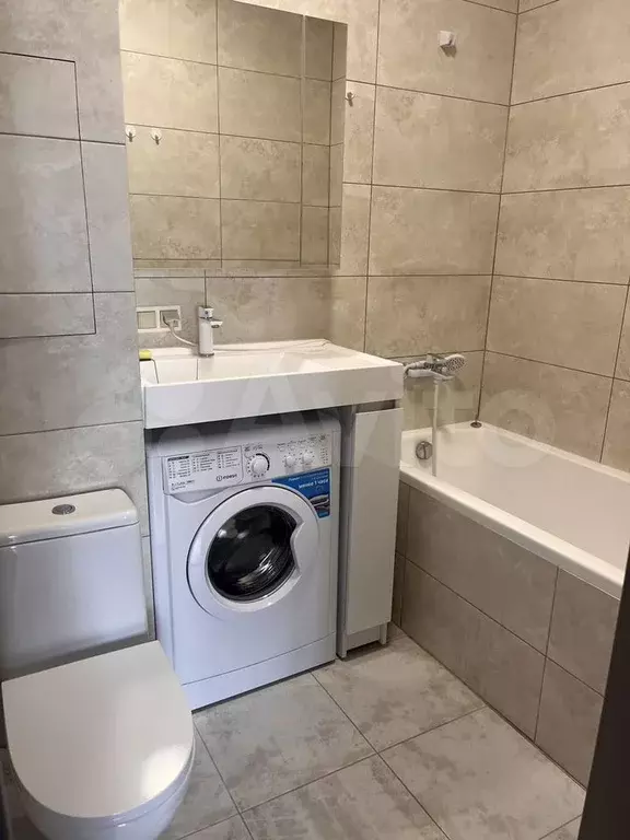 1-к. квартира, 40 м, 5/16 эт. - Фото 0