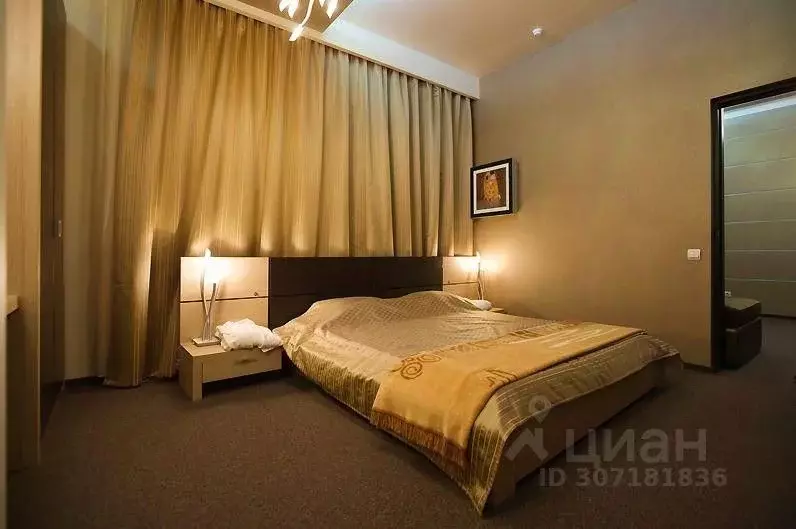 Комната Ярославская область, Углич Заводской проезд, 1А (64.0 м) - Фото 1