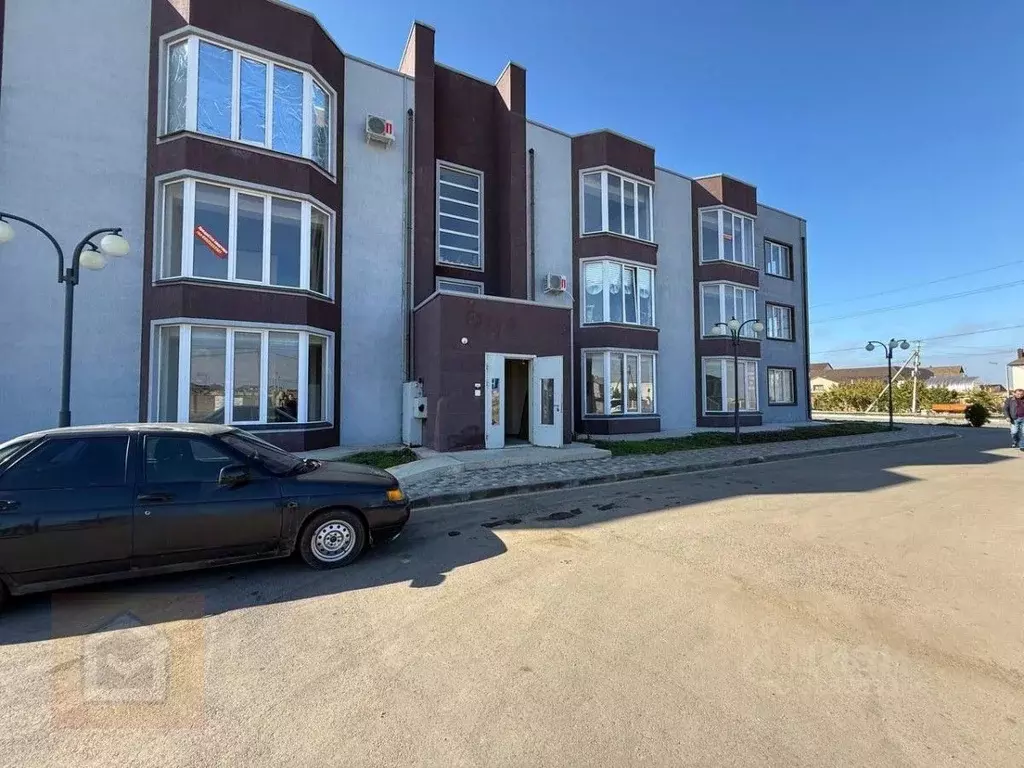 2-к кв. Крым, Сакский район, с. Штормовое ул. 60 лет Октября, 20 (46.9 ... - Фото 1