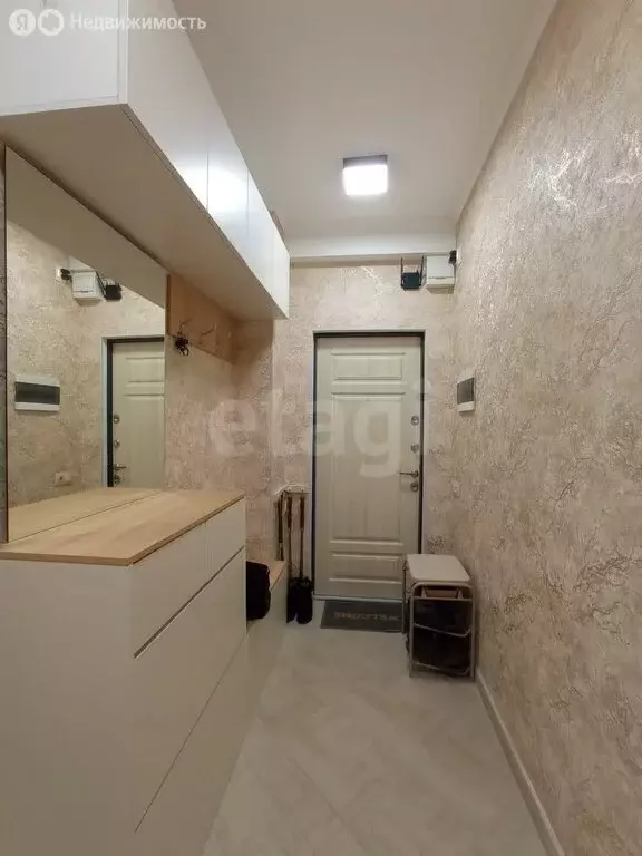 2-комнатная квартира: Евпатория, проспект Ленина, 68к42 (58.3 м) - Фото 2