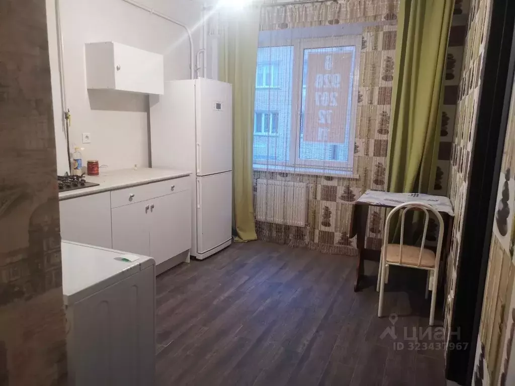 2-к кв. Адыгея, Тахтамукайский район, Яблоновский пгт ул. Гагарина, ... - Фото 2