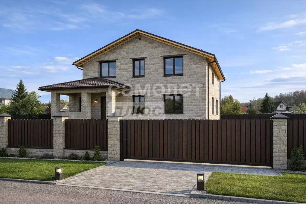 Дом в Московская область, Дмитров Каменный Ручей СНТ,  (200 м) - Фото 1