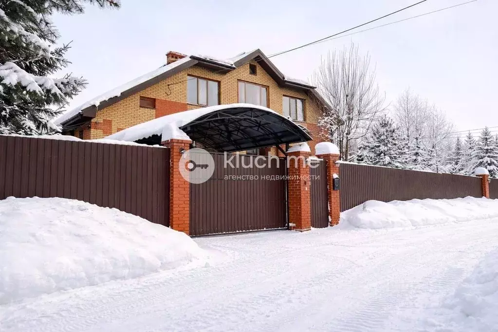 Дом в Татарстан, Казань ул. Алмачуар, 9 (290 м) - Фото 1