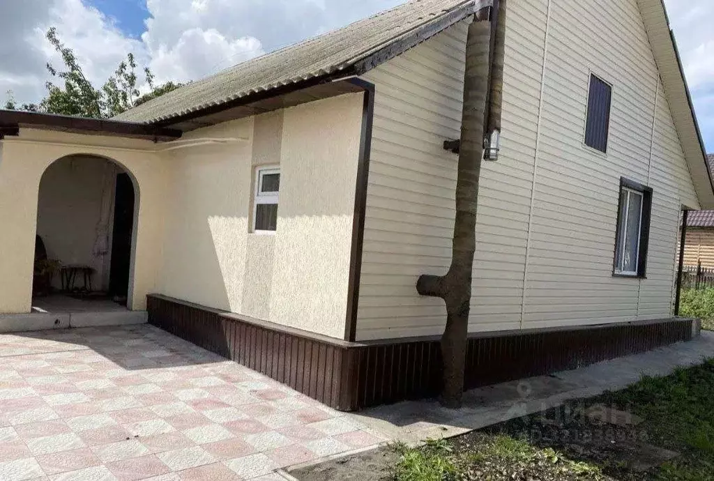 Дом в Самарская область, Кошки с/пос, Погрузная ж/д_ст ул. Спортивная, ... - Фото 0