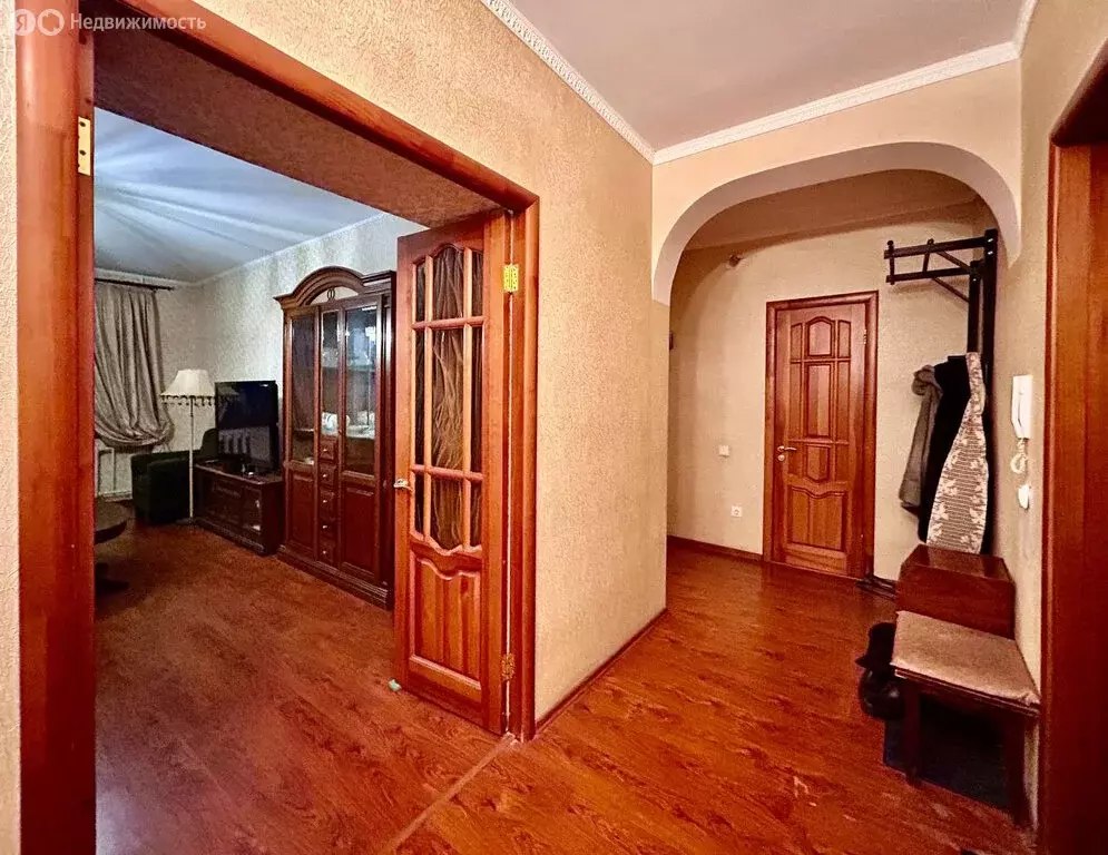 3-комнатная квартира: Уфа, улица Гафури, 54 (101.1 м) - Фото 1