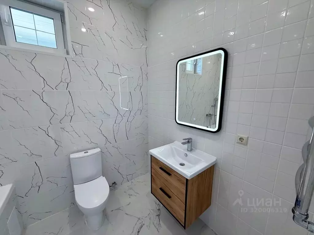 Дом в Калужская область, Жуковский район, Совхоз Победа с/пос, д. ... - Фото 1