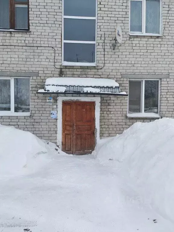 2-к кв. Свердловская область, Малышевский муниципальный округ, пос. ... - Фото 2