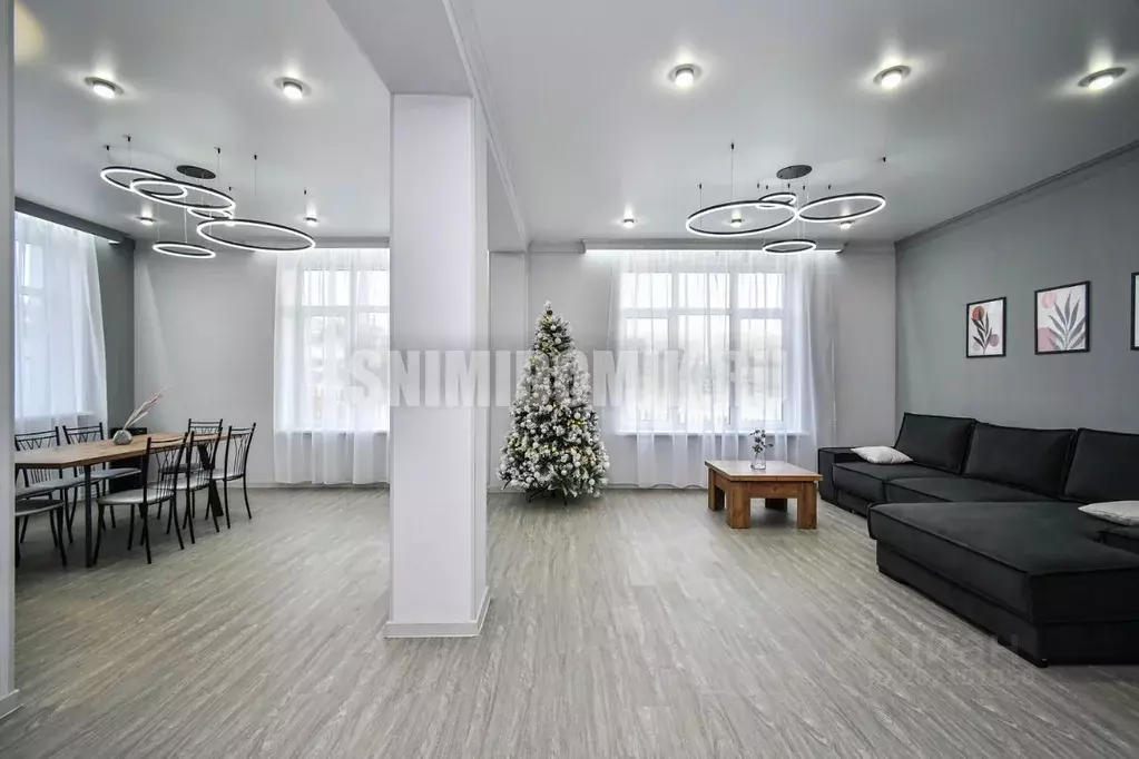 Дом в Красноярский край, Красноярск ул. 2-я Крутогорская (200 м) - Фото 0