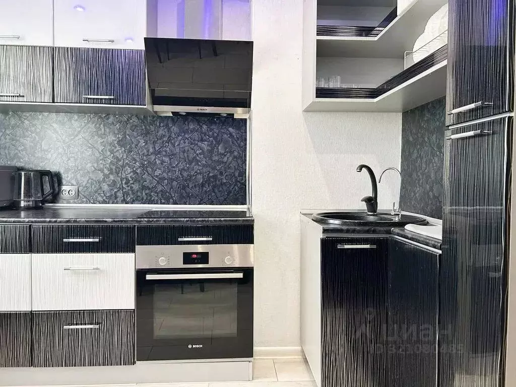 1-к кв. Мурманская область, Мурманск ул. Старостина, 17 (33.0 м) - Фото 1