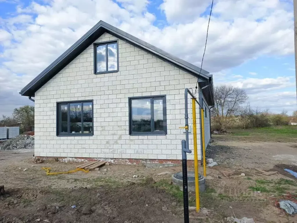 Дом в Ростовская область, Семикаракорский район, Новозолотовское ... - Фото 1