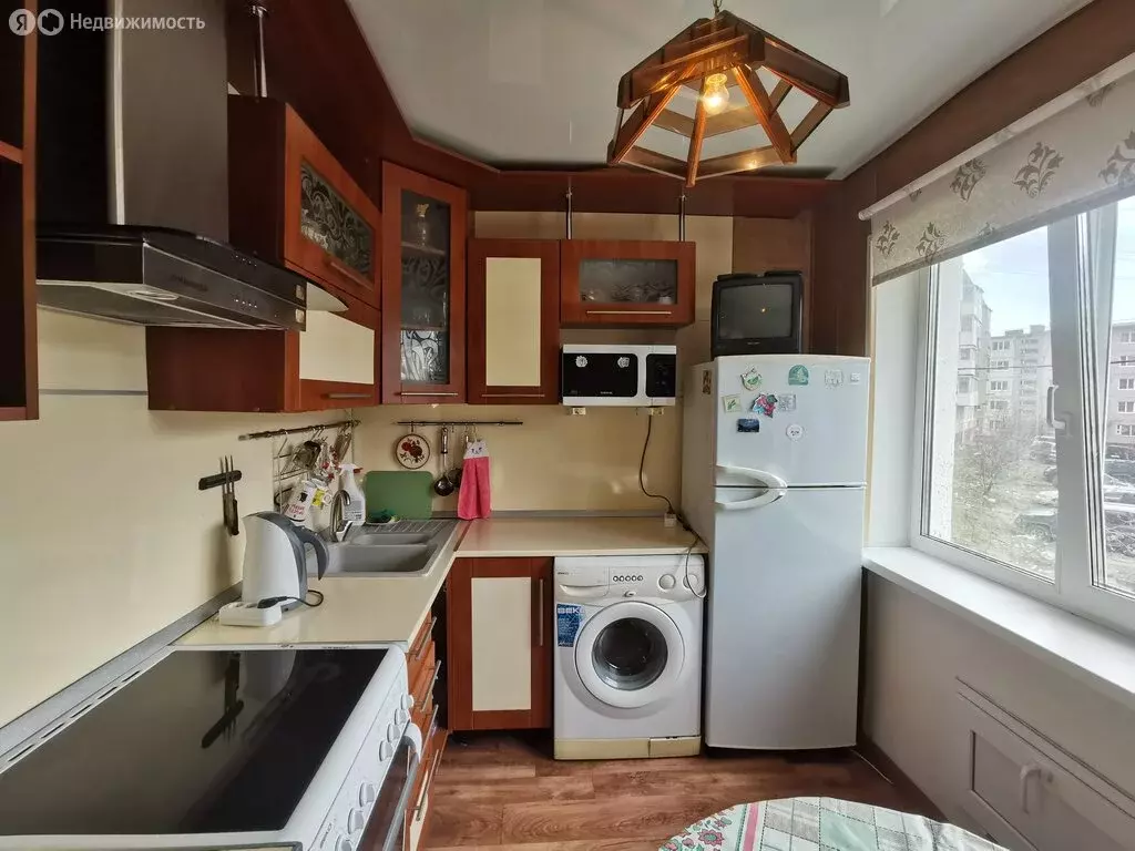 2-комнатная квартира: Магадан, улица Берзина, 17А (50.1 м) - Фото 1