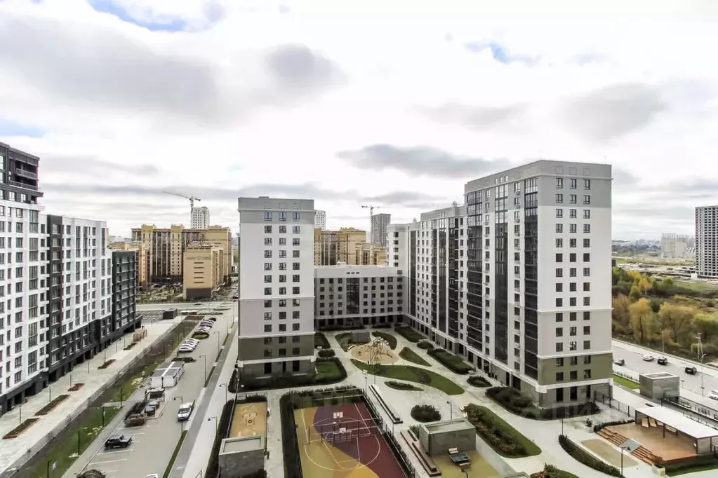 4-к кв. Тюменская область, Тюмень ул. Евгения Войнова, 7 (93.6 м) - Фото 1