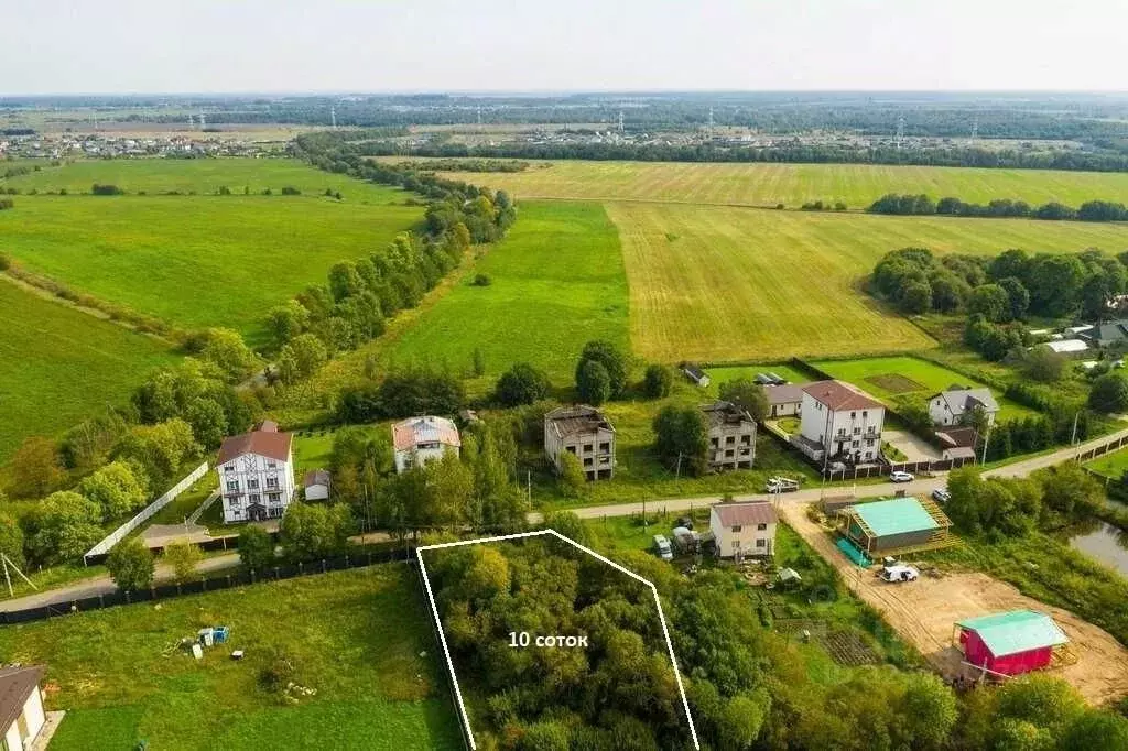 Участок в Ленинградская область, Ломоносовский район, Виллозское ... - Фото 1