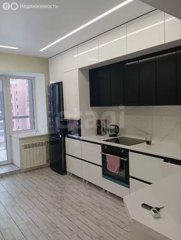 3-комнатная квартира: деревня Кисловка, микрорайон Левобережный, улица ... - Фото 1