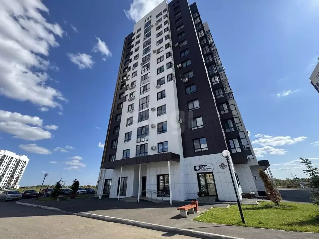 1-к кв. Оренбургская область, Оренбург ул. Ильи Глазунова, 3 (46.6 м) - Фото 0