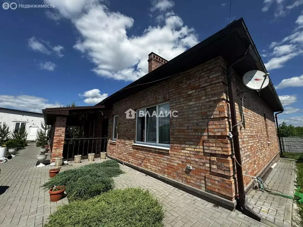 Дом в село Драгунское, Рябиновая улица, 10 (106.8 м) - Фото 1
